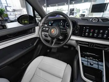 Porsche Cayenne E-Hybrid 346kW / 470hp