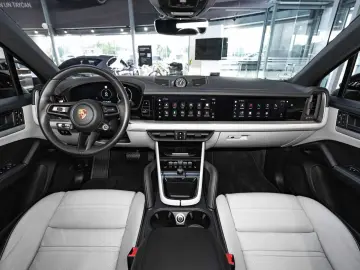 Porsche Cayenne E-Hybrid 346kW / 470hp