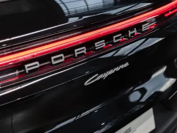 Porsche Cayenne E-Hybrid 346kW / 470hp
