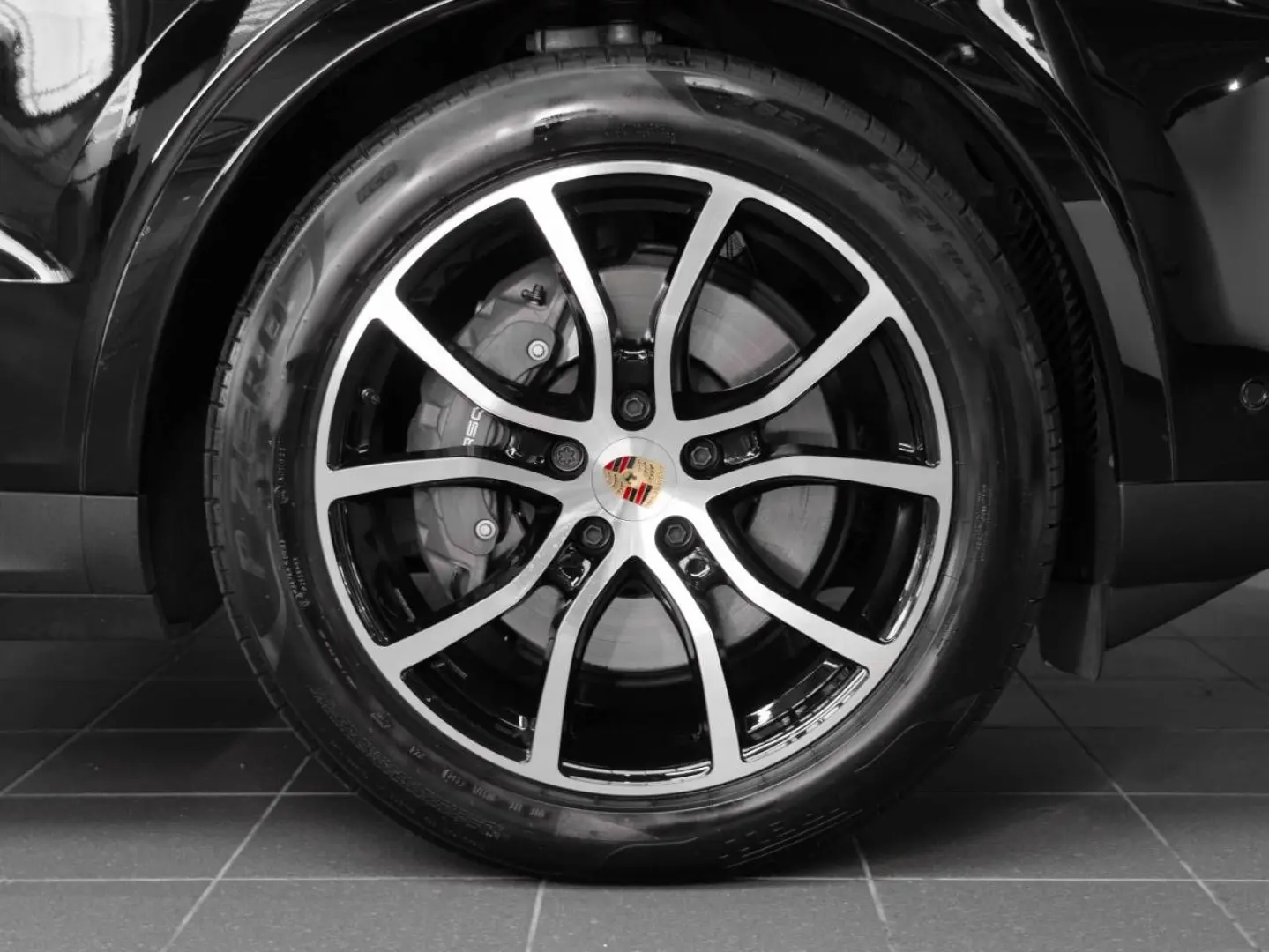 Porsche Cayenne E-Hybrid 346kW / 470hp