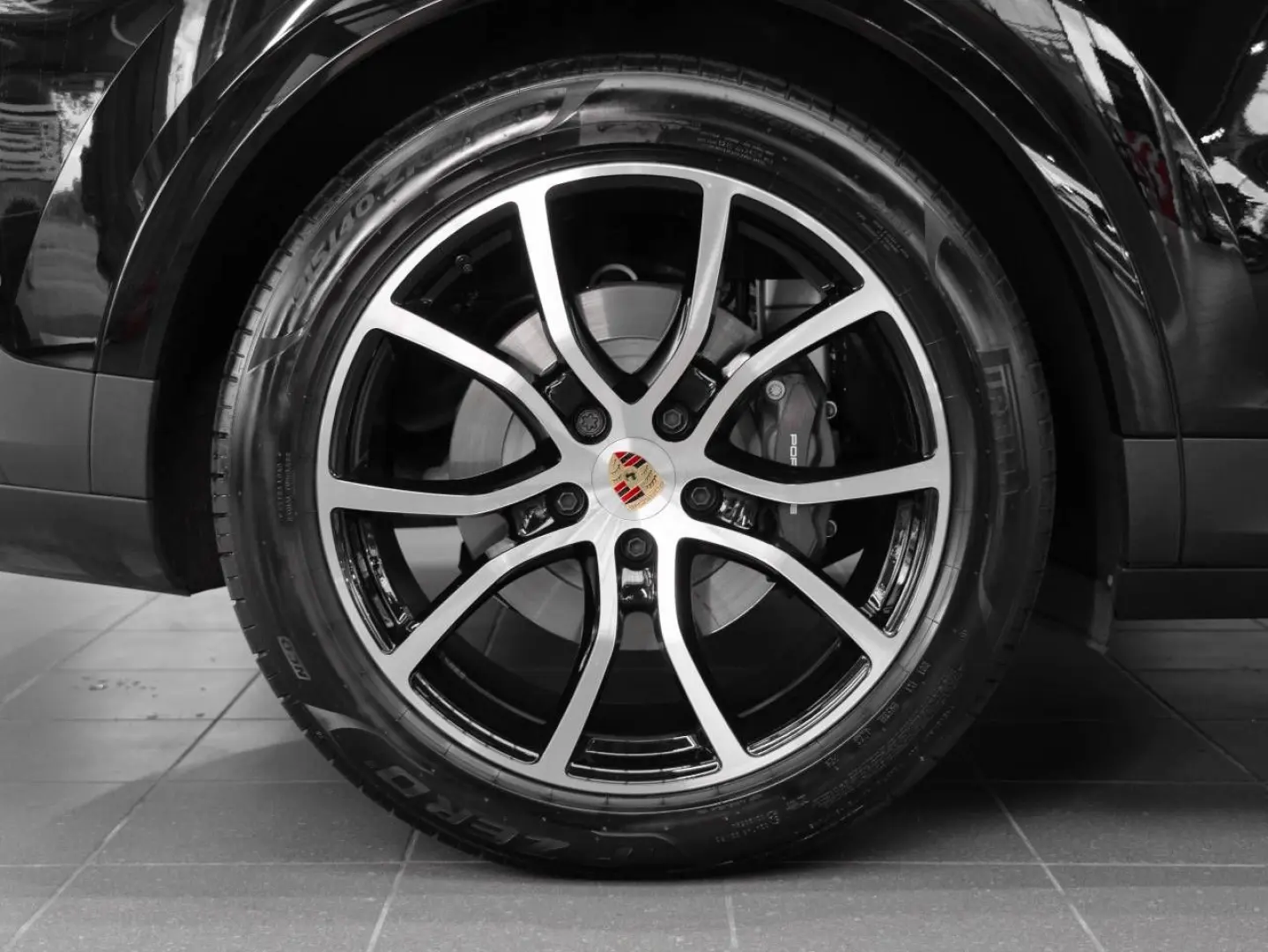 Porsche Cayenne E-Hybrid 346kW / 470hp