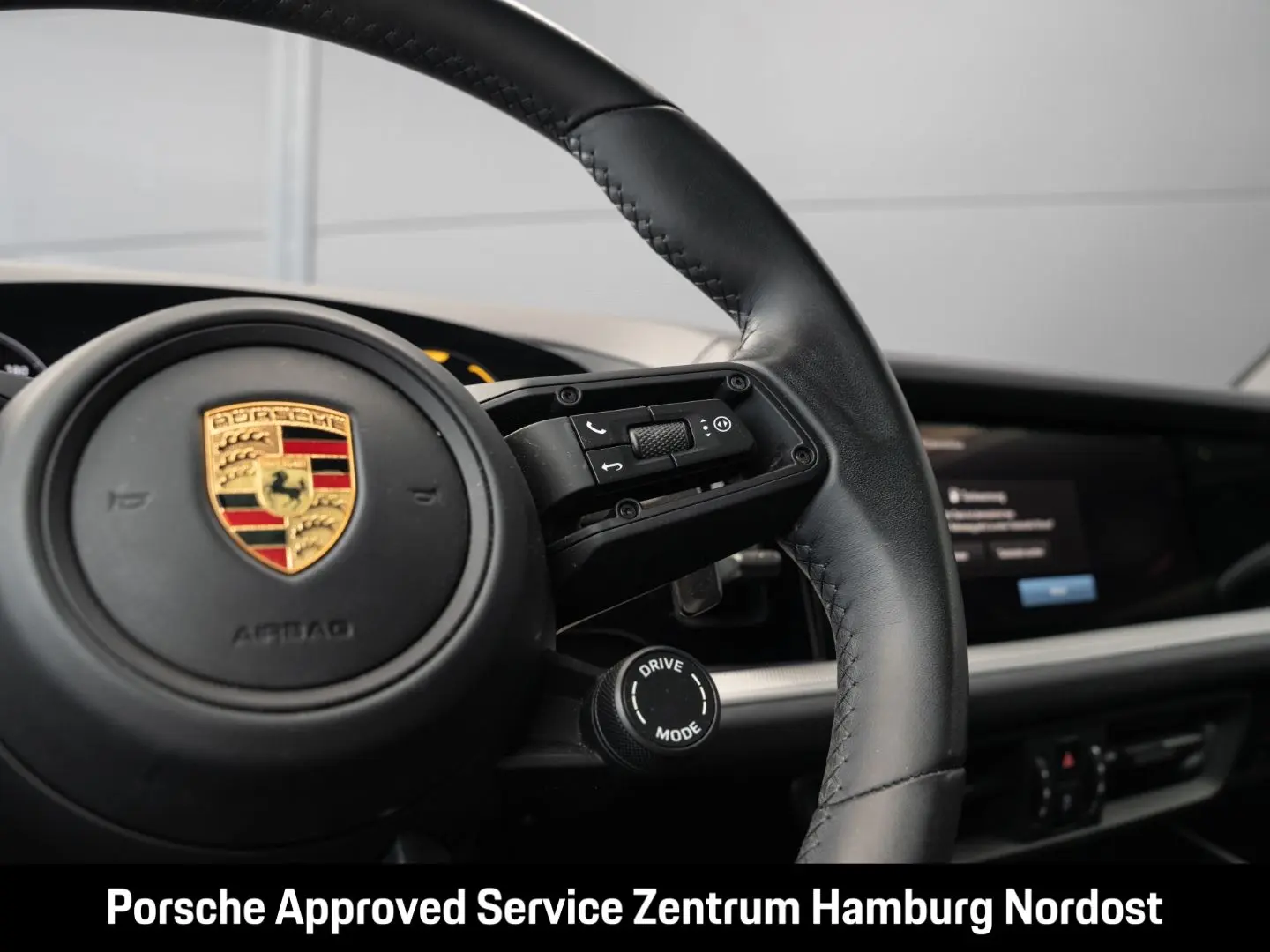Cayenne Pano PASM Sportabgas. BOSE HD-Matrix-LED