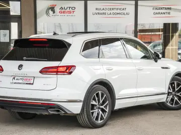 VOLKSWAGEN TOUAREG 3.0 TSI V6 PLUG-IN HIBRID