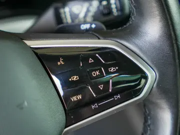VOLKSWAGEN TOUAREG 3.0 TSI V6 PLUG-IN HIBRID