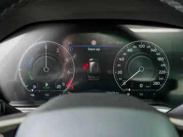 VOLKSWAGEN TOUAREG 3.0 TSI V6 PLUG-IN HIBRID