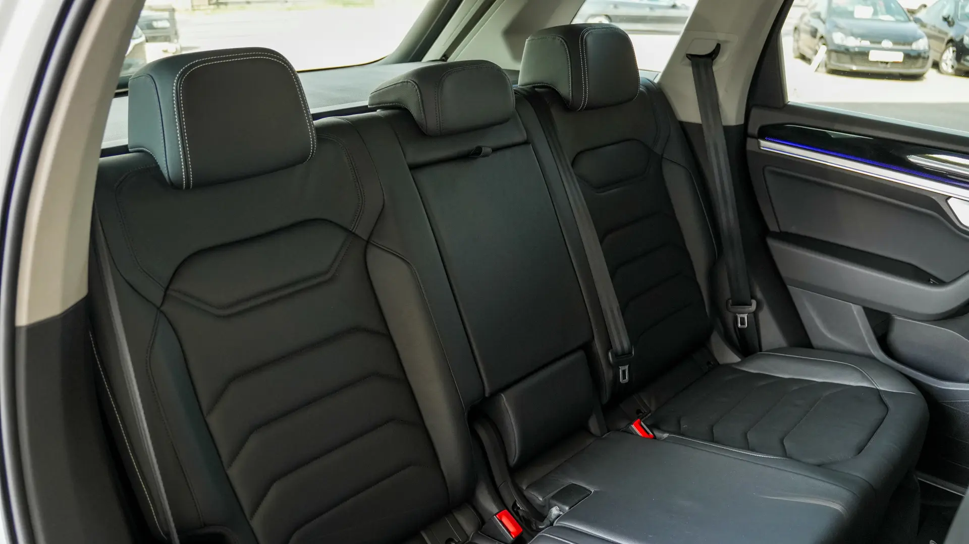 VOLKSWAGEN TOUAREG 3.0 TSI V6 PLUG-IN HIBRID
