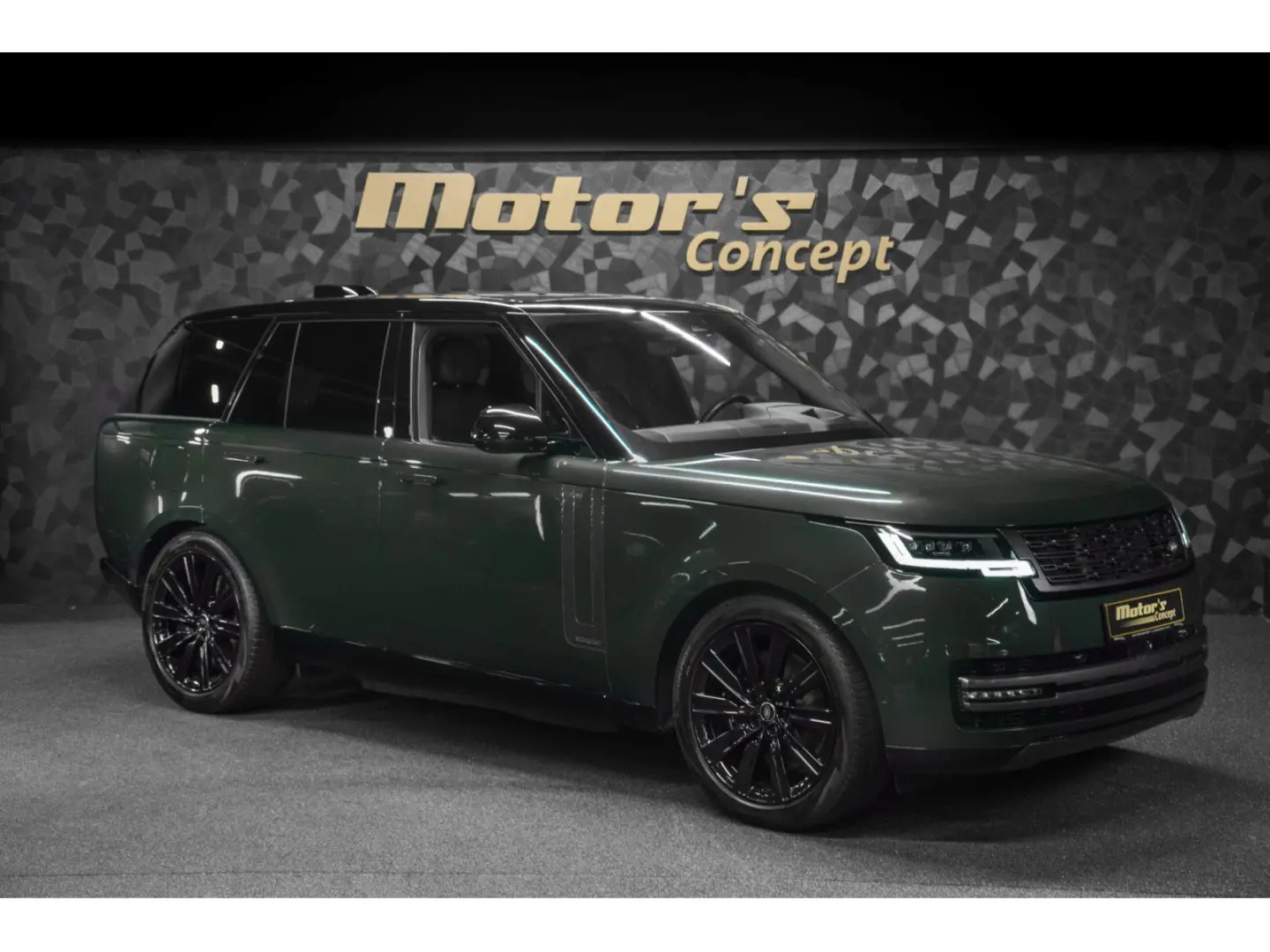 Range Rover P550e AUTOBIOGRAPHY SWB - BELGRAVIA 
