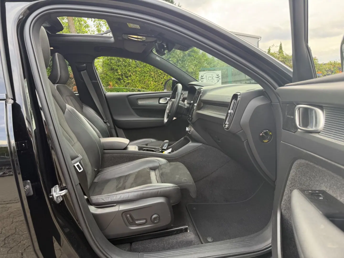 XC40 P8 Recharge Pure Electric AWD|PANO|360|H&K