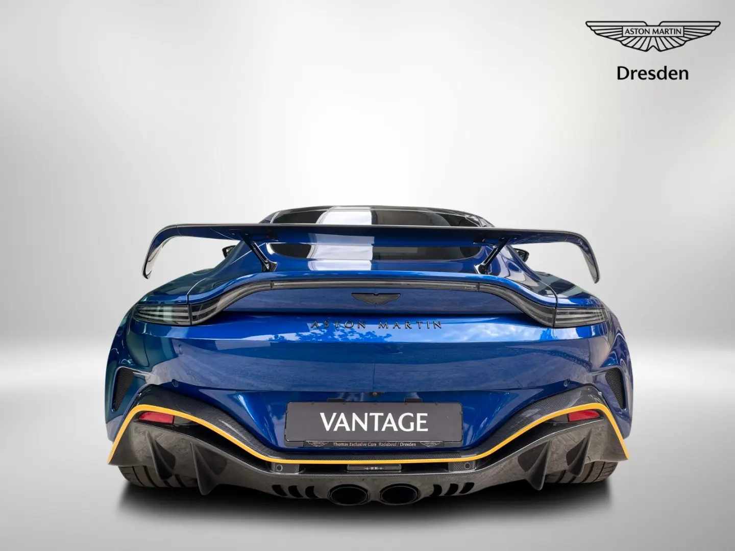 V12 Vantage Nr. 24 of 333