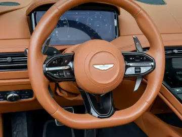 DB12 Volante NP 284.000€