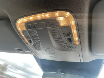 V 250 d STYLE Lang AMBIENTE+KAM+AHK+E-Tür+MULTIB