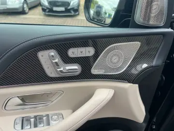 GLS63 AMG 6-SITZER/CARBON/23ZOLL/HEADUP/VOLLLLL