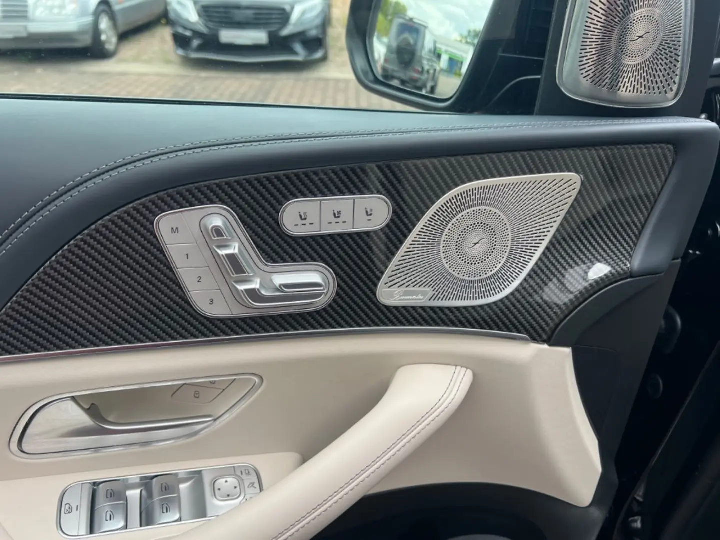 GLS63 AMG 6-SITZER/CARBON/23ZOLL/HEADUP/VOLLLLL