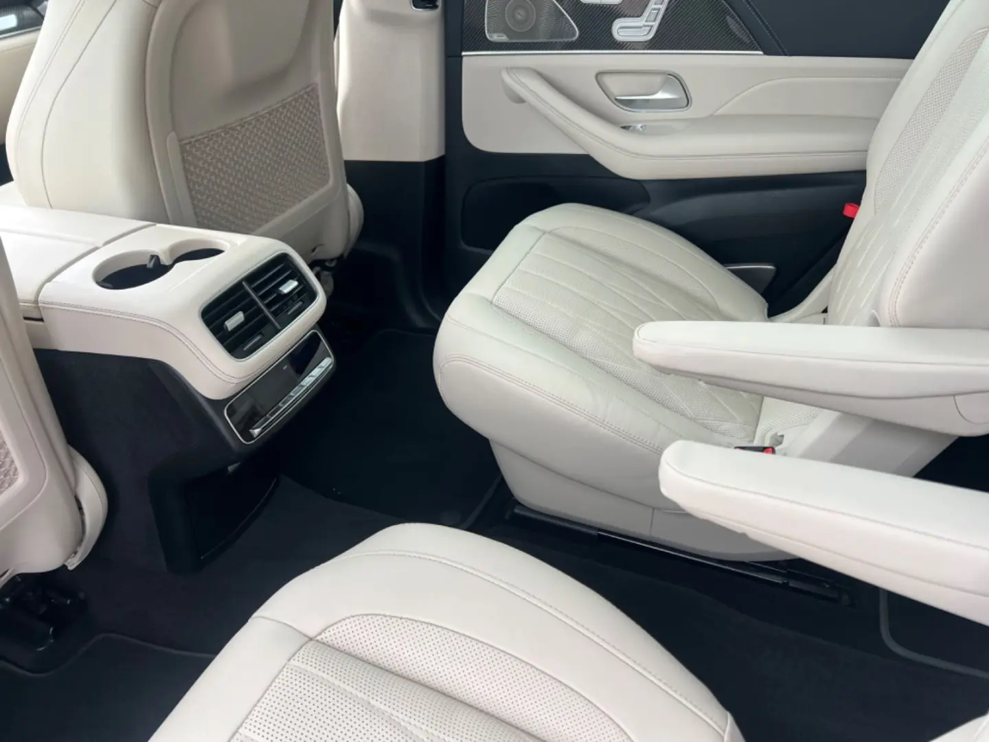 GLS63 AMG 6-SITZER/CARBON/23ZOLL/HEADUP/VOLLLLL