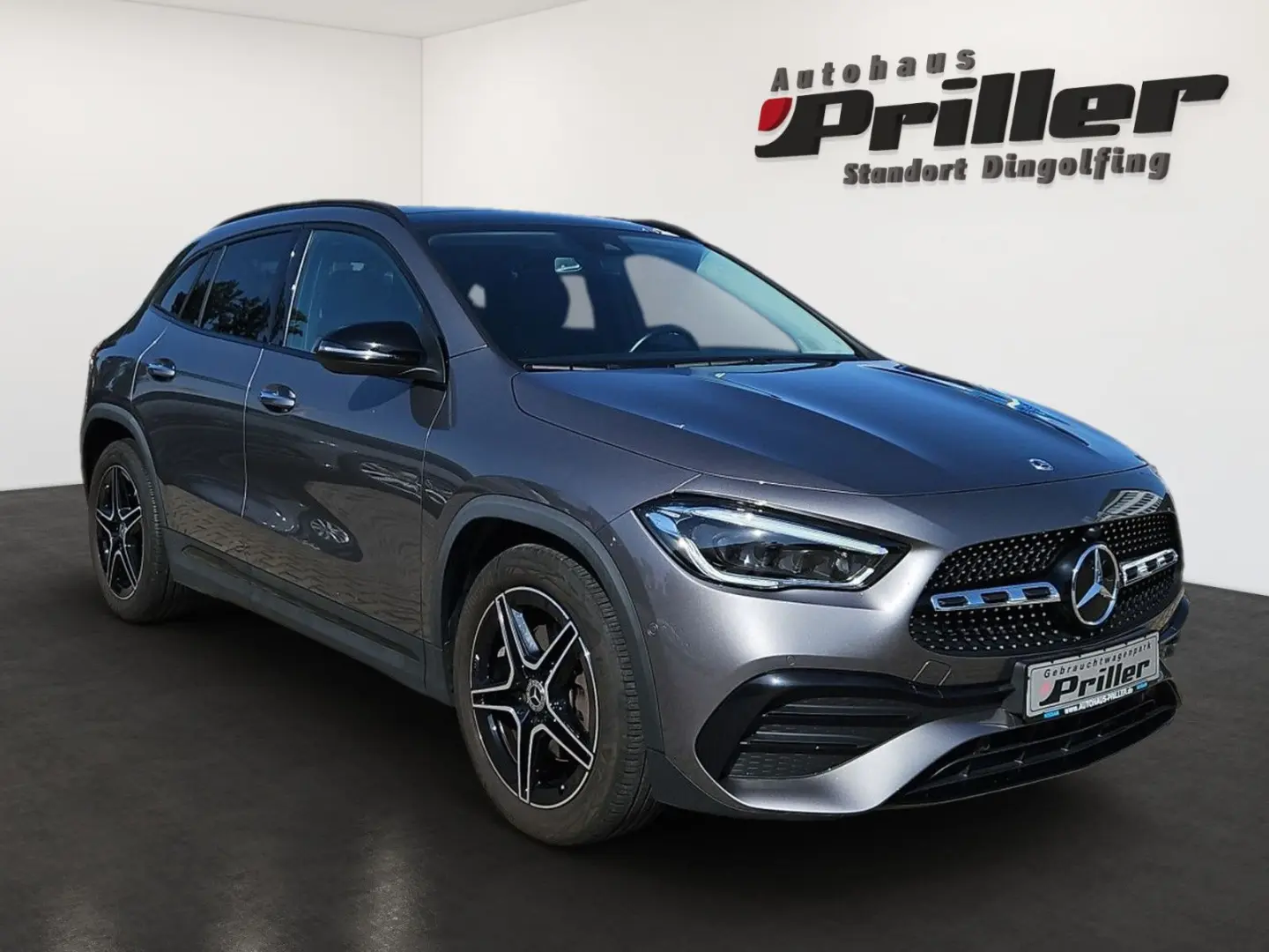 GLA 220d 4Matic AMG-Line/NAVI/DAB/Multibeam-LED