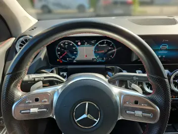 GLA 220d 4Matic AMG-Line/NAVI/DAB/Multibeam-LED