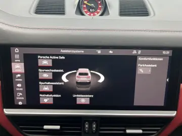 Cayenne Turbo S E-Hybrid