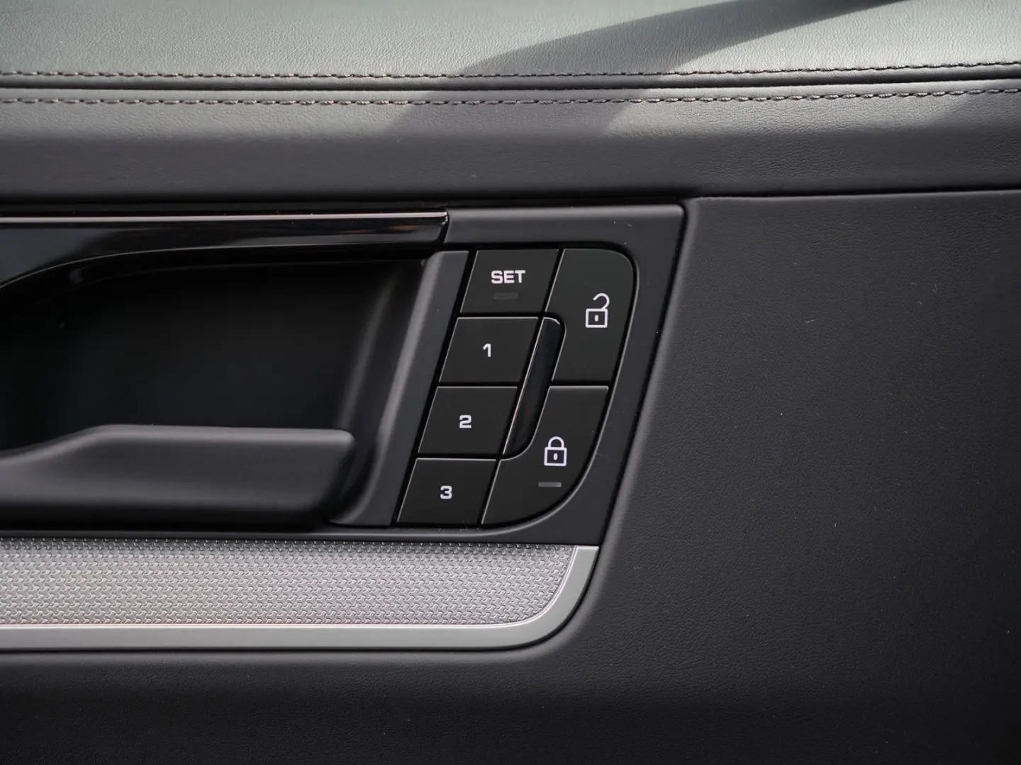 Porsche E-Hybrid