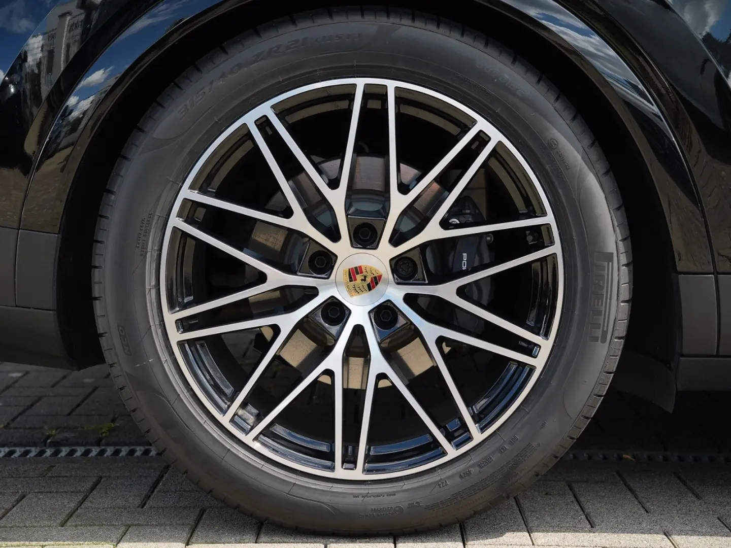Porsche E-Hybrid