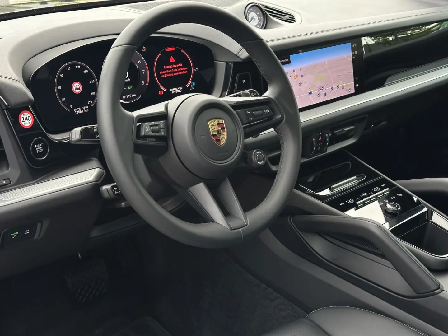 Cayenne E-Hybrid PANO BOSE