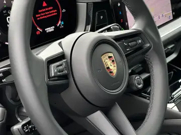 Cayenne E-Hybrid PANO BOSE