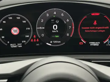 Cayenne E-Hybrid PANO BOSE