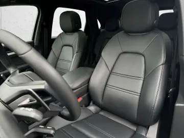 Cayenne E-Hybrid PANO BOSE