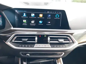 X5 xDrive45e Adapt. Luftfahrwerk | Memory | AHK
