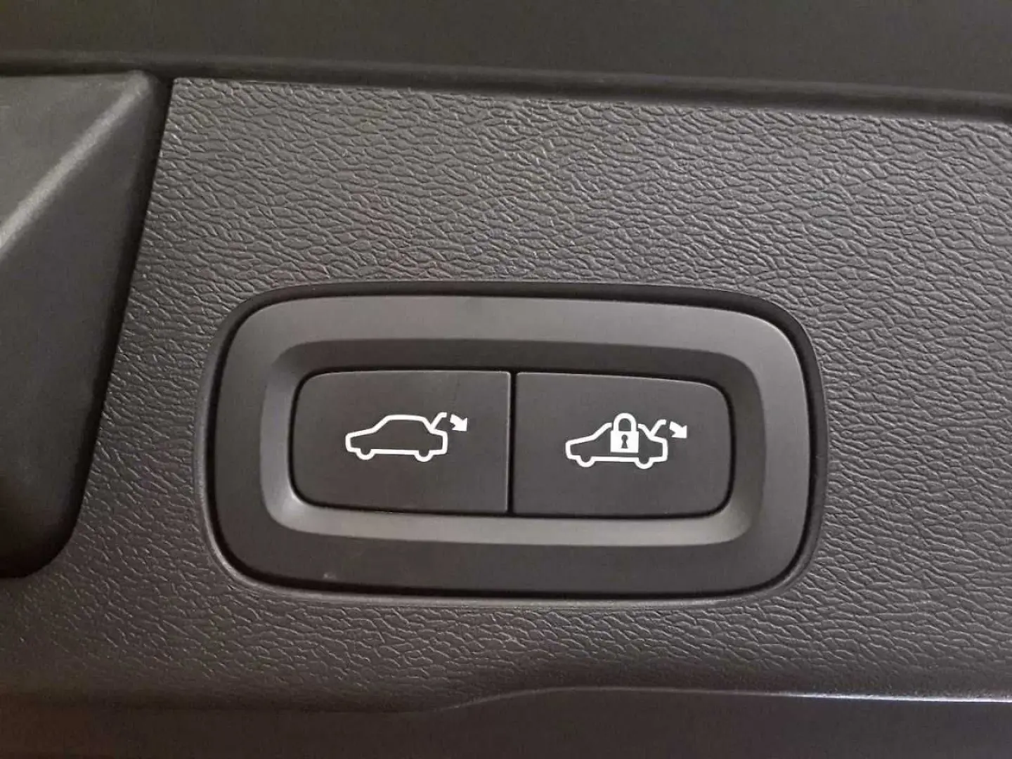 XC60 B4 D Geartronic Momentum Pro