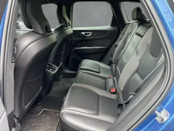 XC60 B4 2WD R-Design Navi AHK Xenium LED