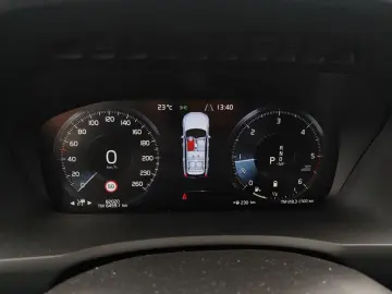XC90 B5 Diesel EU6d Momentum Pro AWD HUD El. Pan