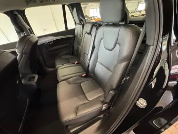 XC90 Momentum Pro AWD