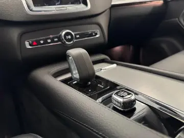 XC90 Momentum Pro AWD