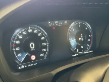 XC90 Momentum Pro AWD