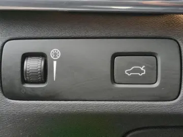 XC90 B5 (Diesel) R-Design AWD Automatik Navi LED