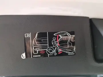XC90 B5 (Diesel) R-Design AWD Automatik Navi LED