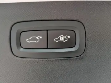 XC90 B5 (Diesel) R-Design AWD Automatik Navi LED