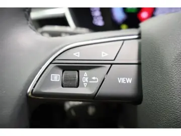 Q3 Sportback 40 TDI quattro S-line S-tronic,Navi