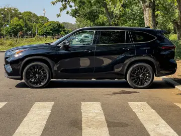 Toyota Highlander Hybrid