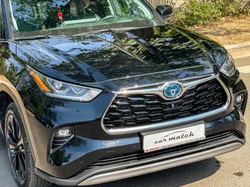 Toyota Highlander Hybrid
