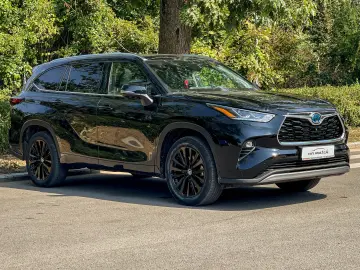 Toyota Highlander Hybrid