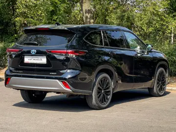 Toyota Highlander Hybrid