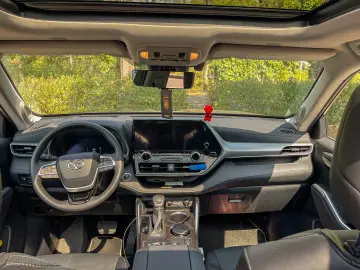 Toyota Highlander Hybrid