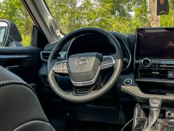 Toyota Highlander Hybrid