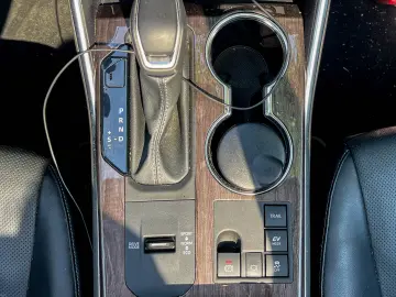 Toyota Highlander Hybrid