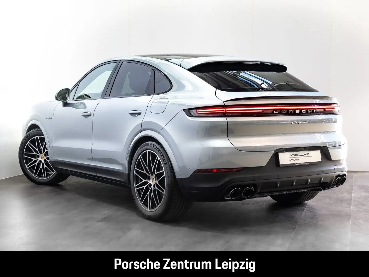 Cayenne E-Hybrid Coupe Sportabgas Inno HeadUp