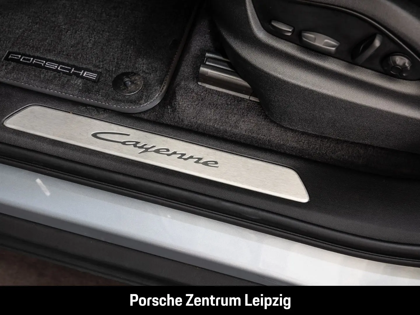 Cayenne E-Hybrid Coupe Sportabgas Inno HeadUp