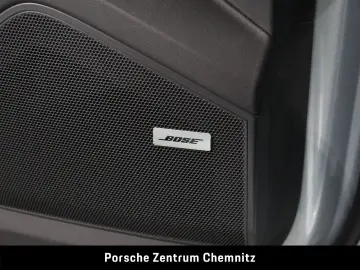 Cayenne E-Hybrid Luft;Chrono;BOSE;AHZV