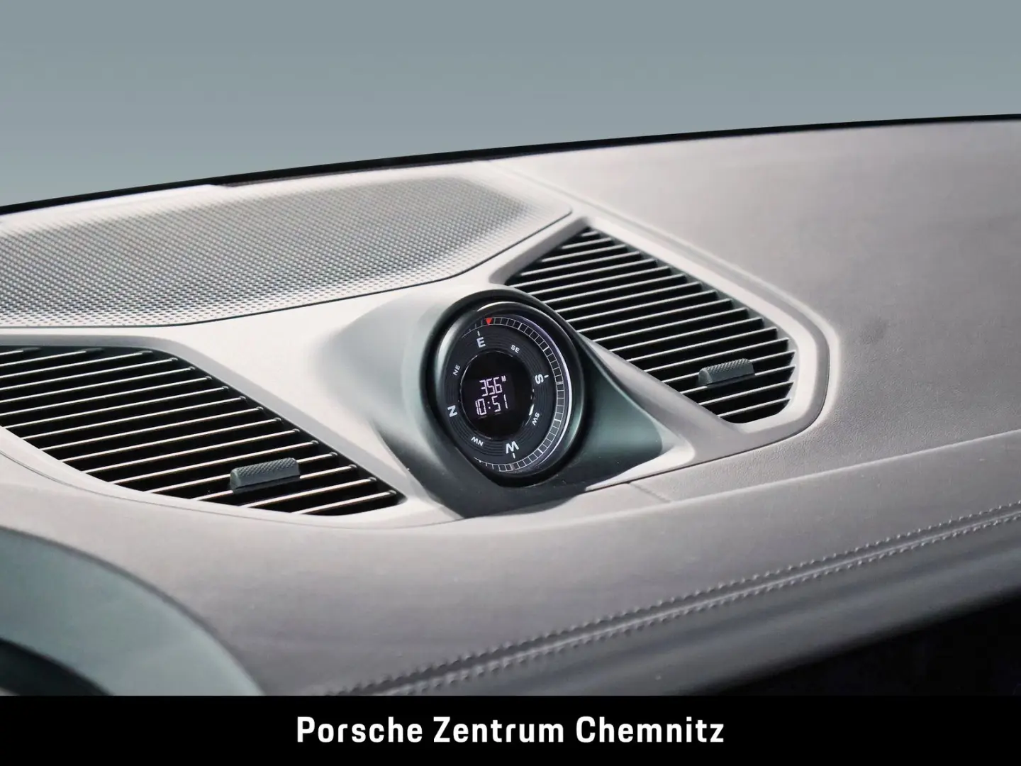 Cayenne E-Hybrid Luft;Chrono;BOSE;AHZV