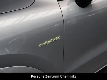 Cayenne E-Hybrid Luft;Chrono;BOSE;AHZV